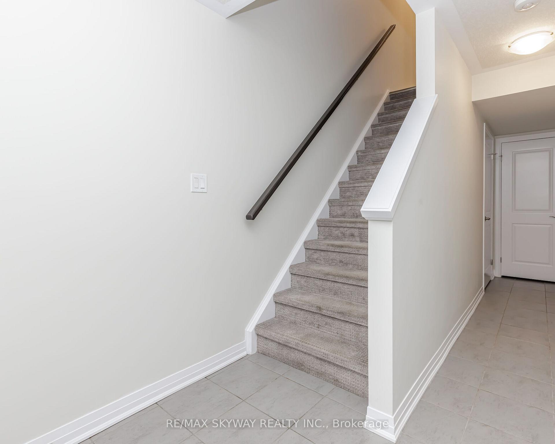 Photo 22 of Unit 5, 311 Woolwich Street, Waterloo, University Downs — HOMEH