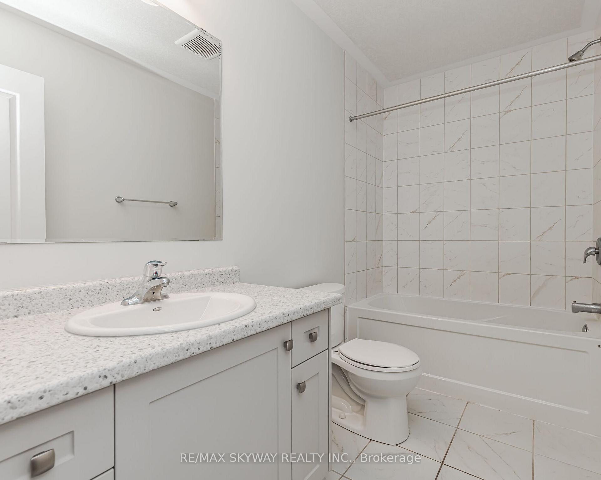 Photo 29 of Unit 5, 311 Woolwich Street, Waterloo, University Downs — HOMEH
