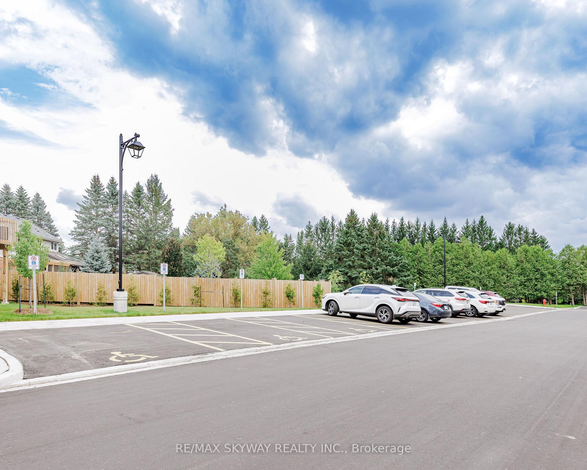 Photo 35 of Unit 5, 311 Woolwich Street, Waterloo, University Downs — HOMEH