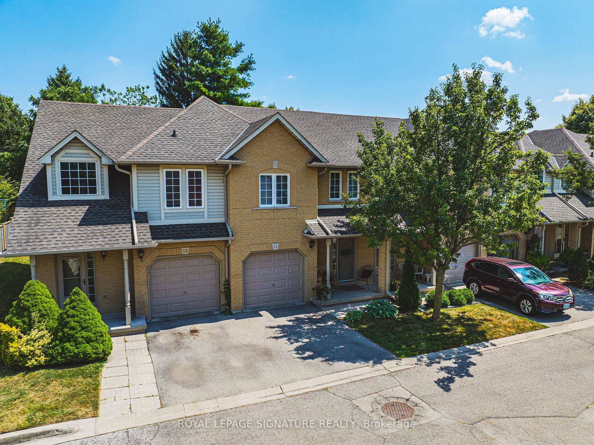 Photo 1 of Unit 11, 819 Upper Paradise Road, Hamilton, Gilkson — HOMEH