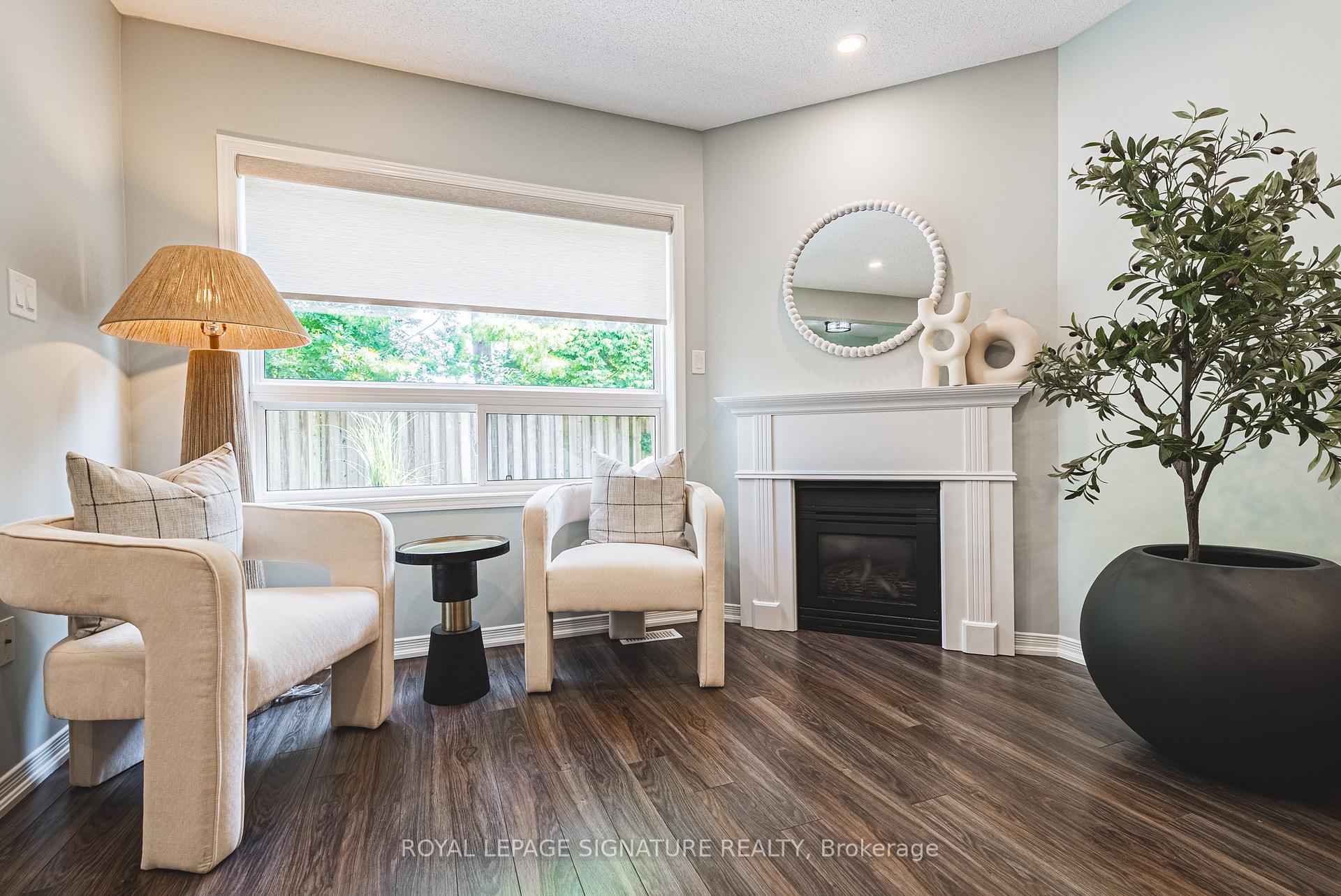 Photo 13 of Unit 11, 819 Upper Paradise Road, Hamilton, Gilkson — HOMEH