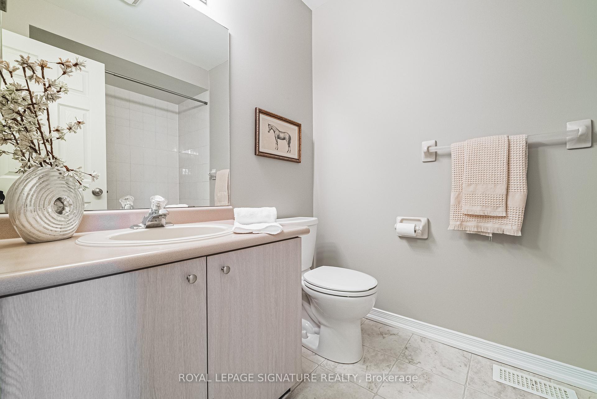 Photo 32 of Unit 11, 819 Upper Paradise Road, Hamilton, Gilkson — HOMEH