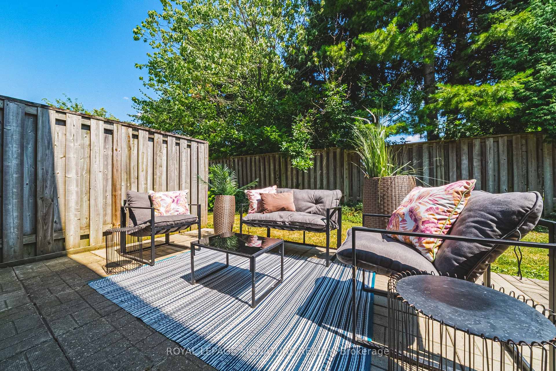 Photo 36 of Unit 11, 819 Upper Paradise Road, Hamilton, Gilkson — HOMEH