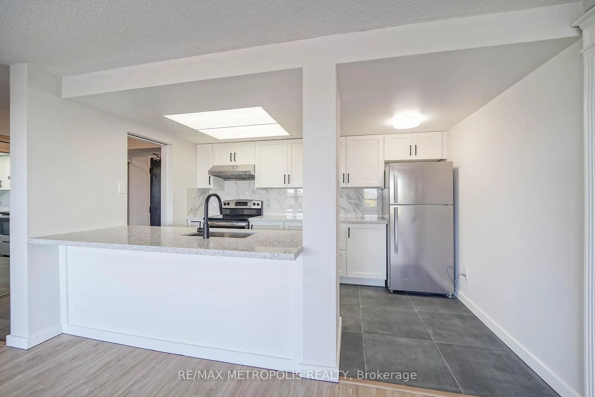 Photo 7 of Unit 502, 2 Raymerville Drive, Markham, Raymerville — HOMEH