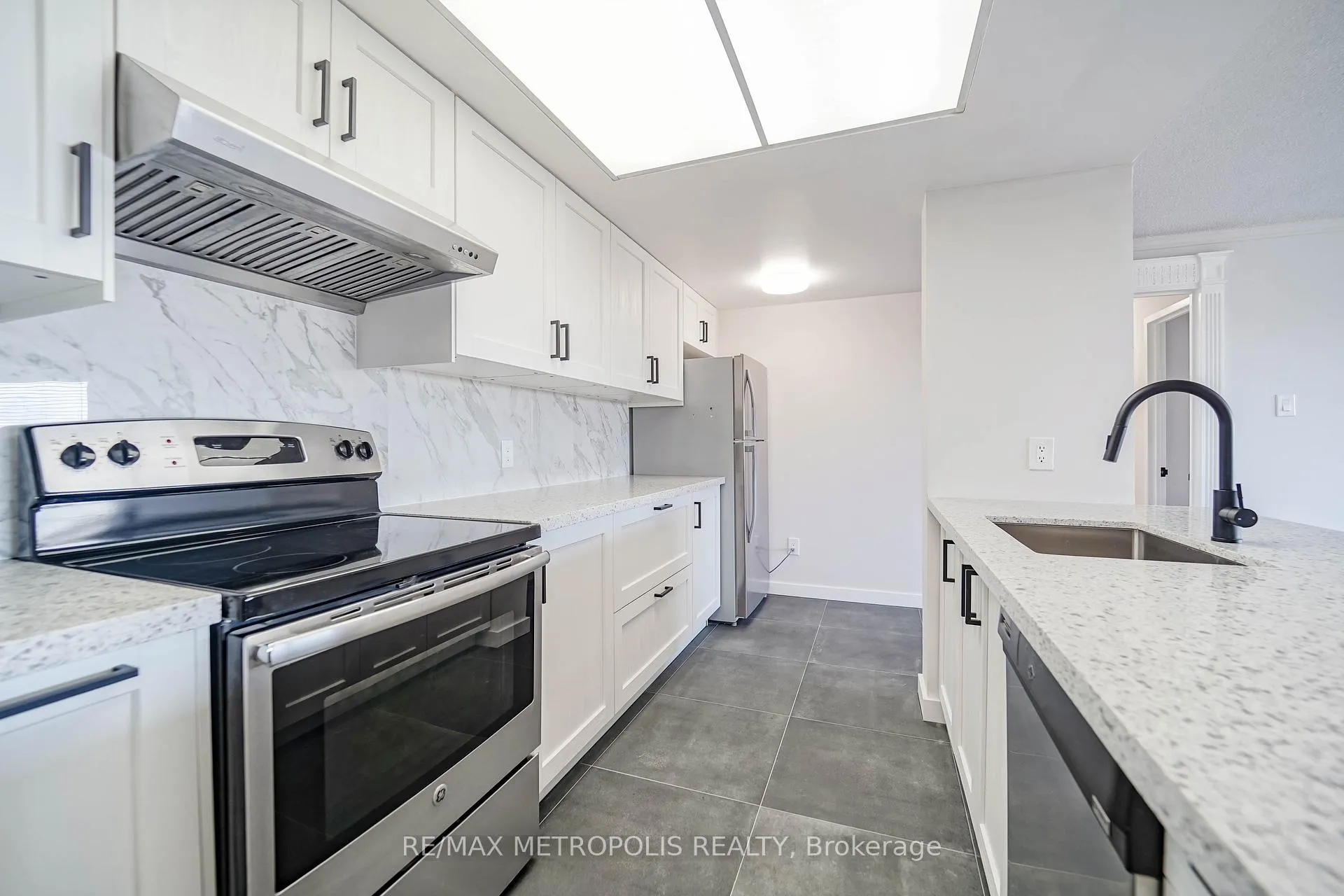Photo 10 of Unit 502, 2 Raymerville Drive, Markham, Raymerville — HOMEH