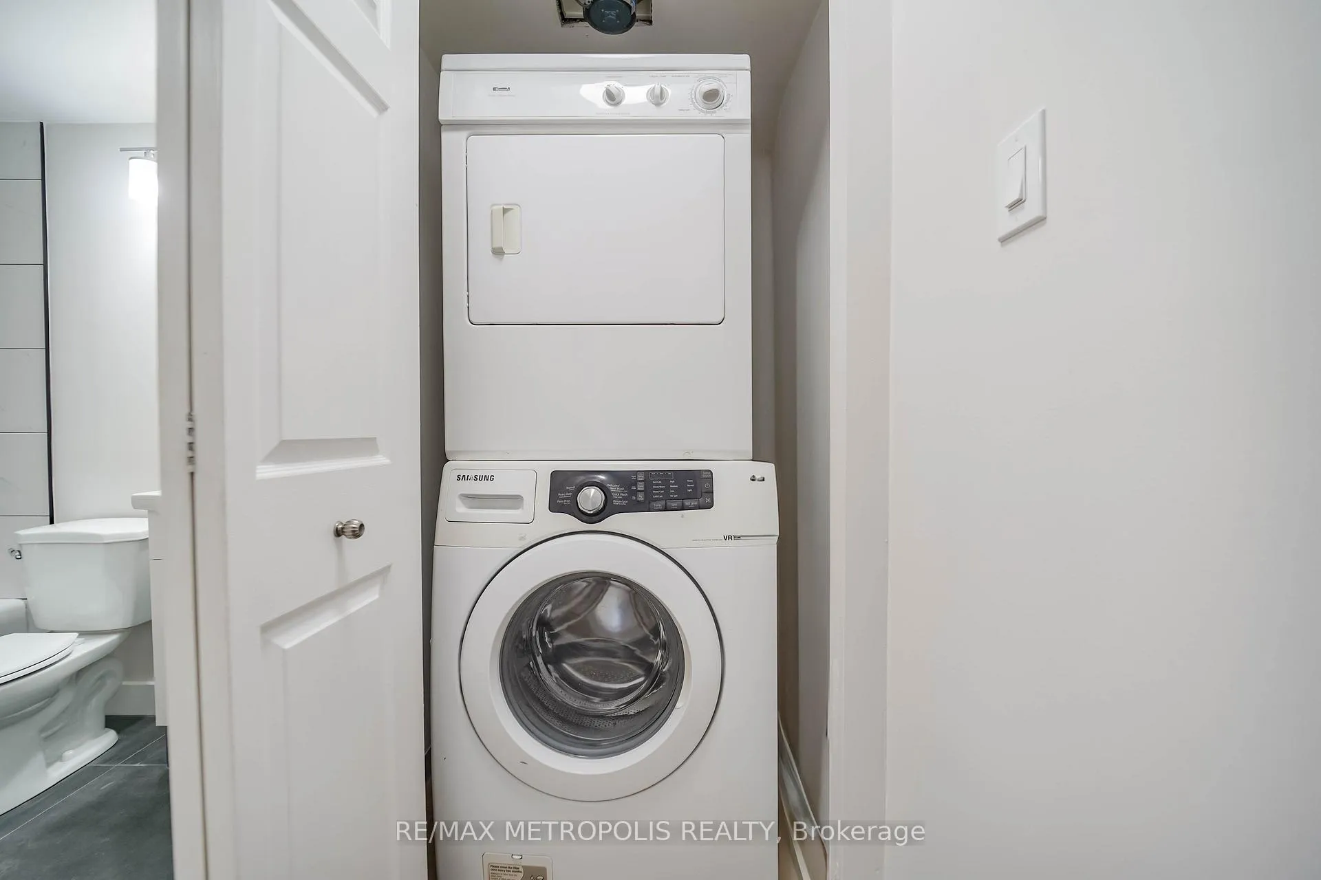 Photo 31 of Unit 502, 2 Raymerville Drive, Markham, Raymerville — HOMEH