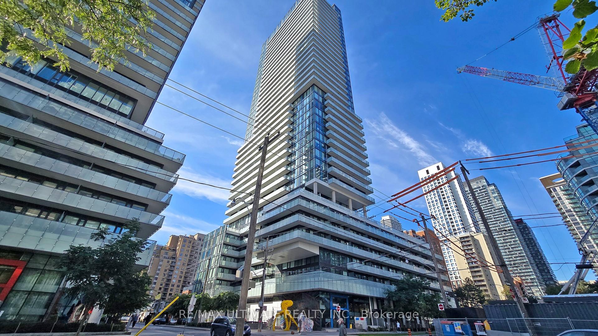 Photo 1 of Unit 2102, 161 Roehampton Avenue, Toronto, Mount Pleasant West — HOMEH