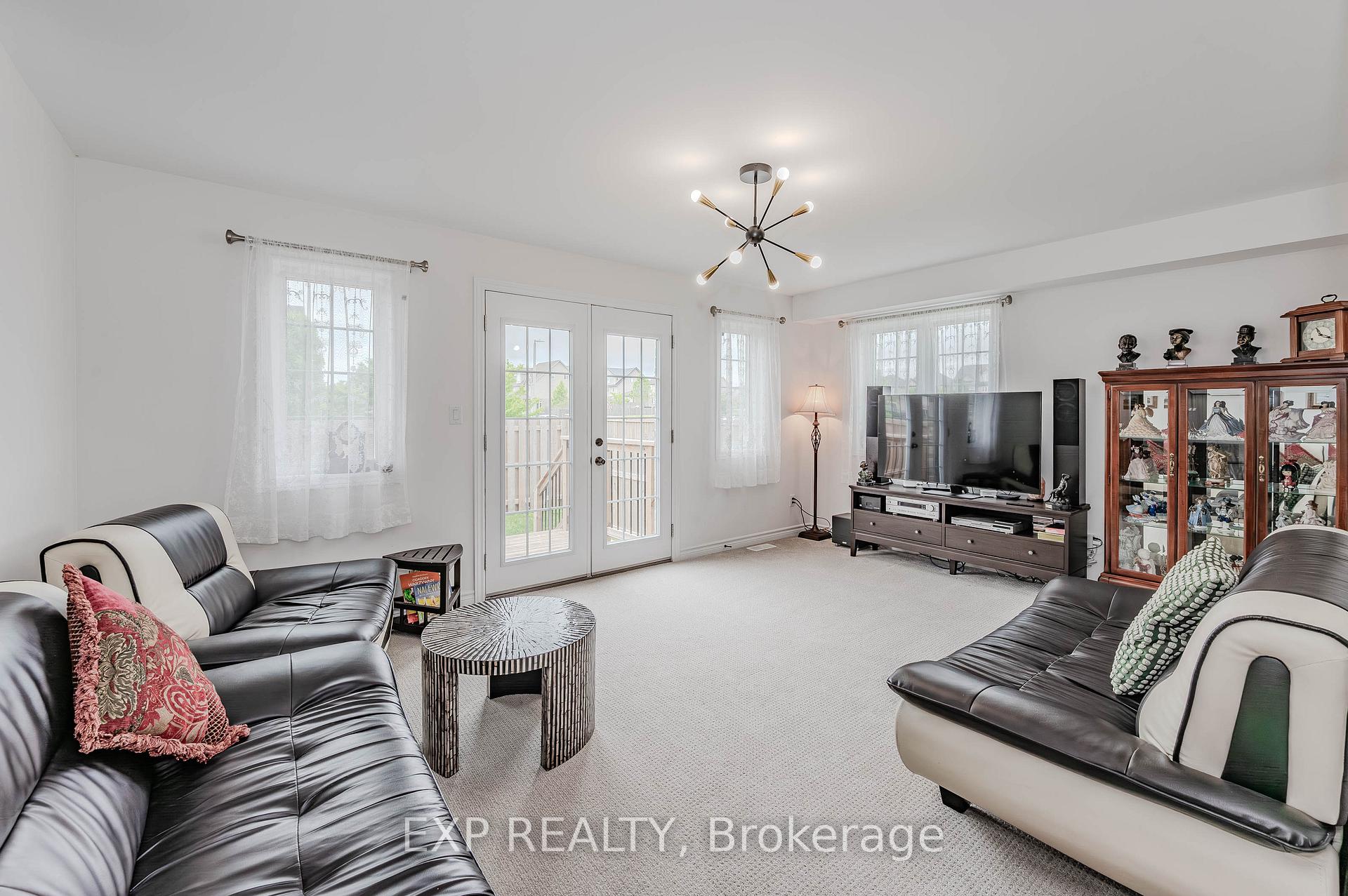 Photo 6 of Unit 1A, 85 Mullin Drive, Guelph, Victoria North — HOMEH