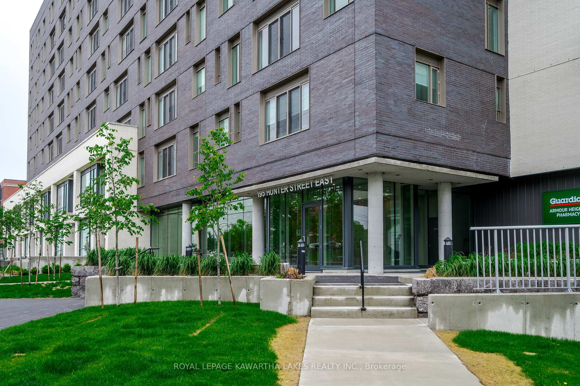 Front of Unit 404, 195 Hunter Street E