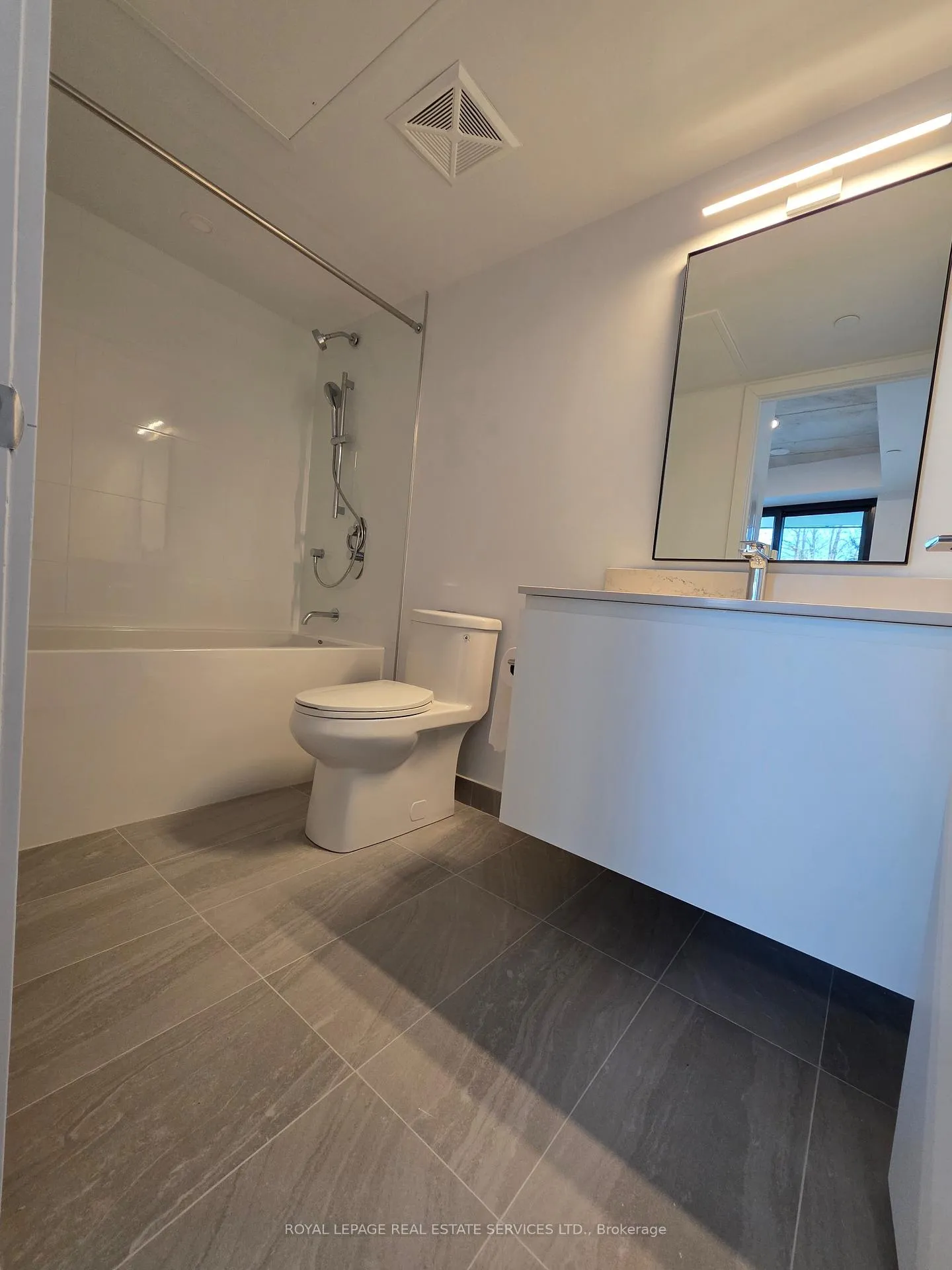 Photo 11 of Unit 308, 1720 Bayview Avenue, Toronto, Mount Pleasant East — HOMEH