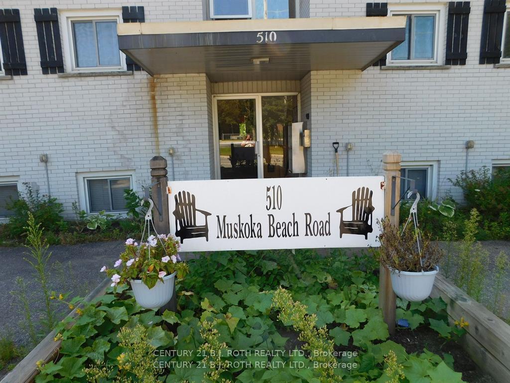 Front of Unit 4, 510 Muskoka Beach Road