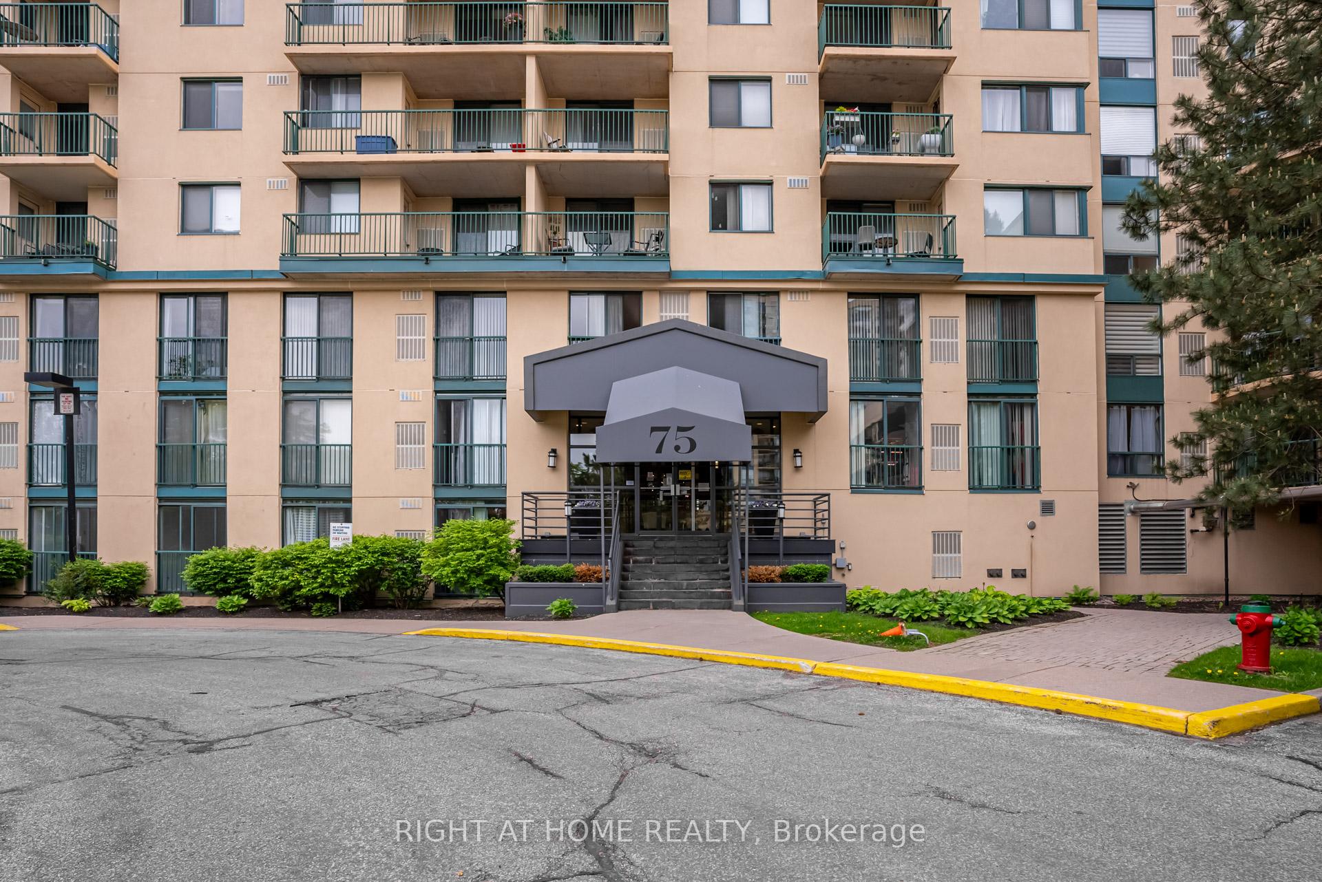 Photo 2 of Unit 1701, 75 Ellen Street, Barrie, Lakeshore — HOMEH