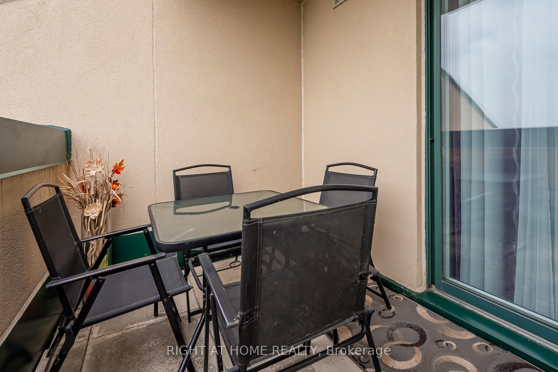 Photo 25 of Unit 1701, 75 Ellen Street, Barrie, Lakeshore — HOMEH