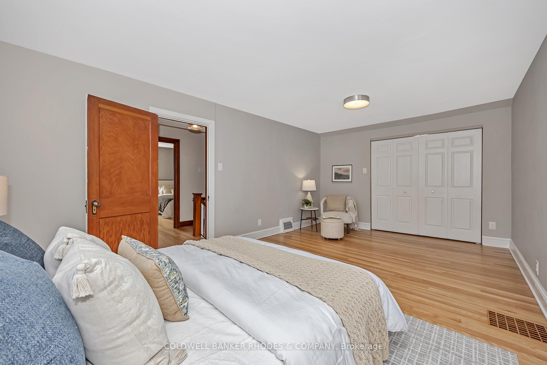 Photo 27 of 421 Hinton Avenue S, Ottawa, Civic Hospital — HOMEH