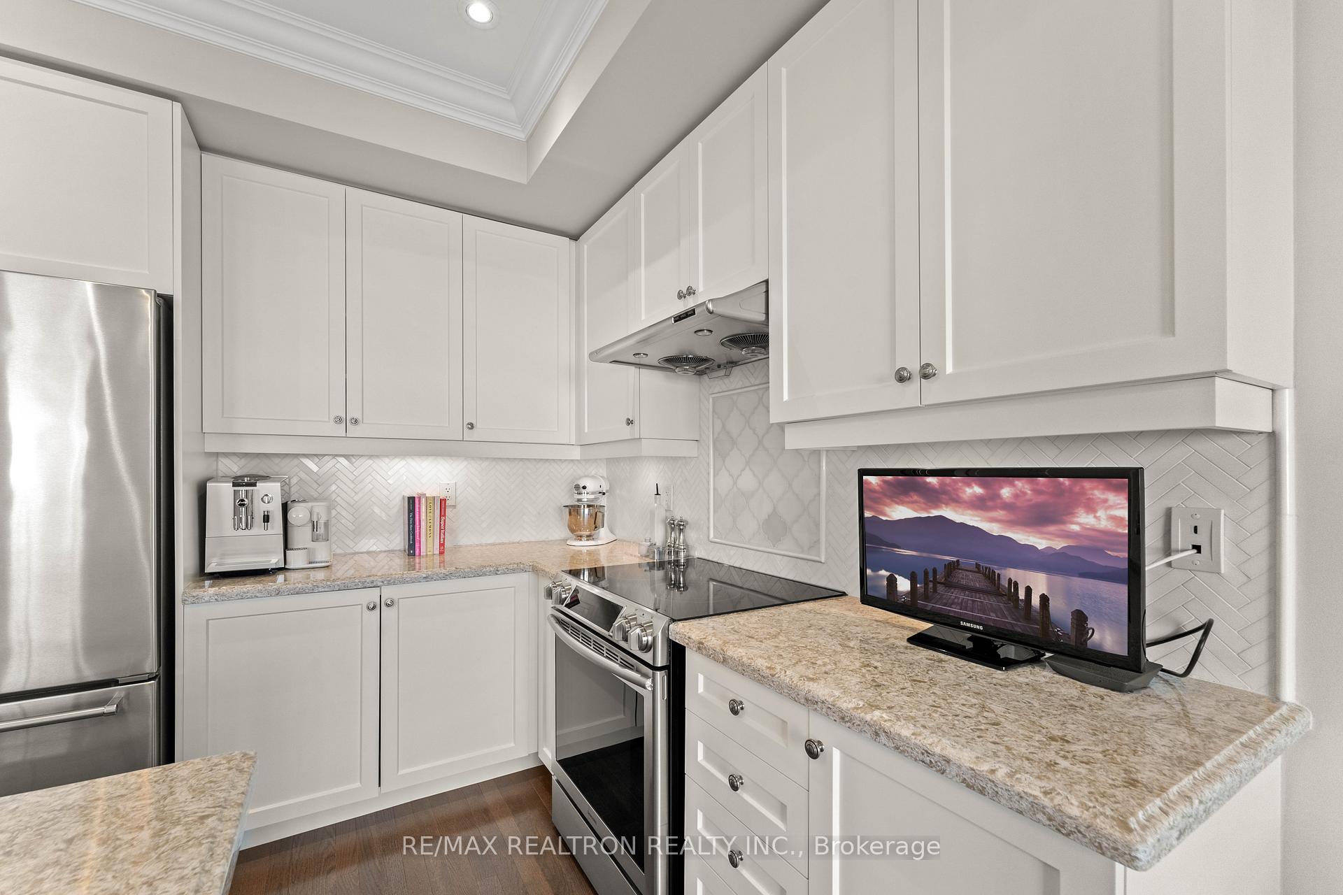 Photo 16 of Unit 30, 1331 Major Mackenzie Drive, Vaughan, Patterson — HOMEH