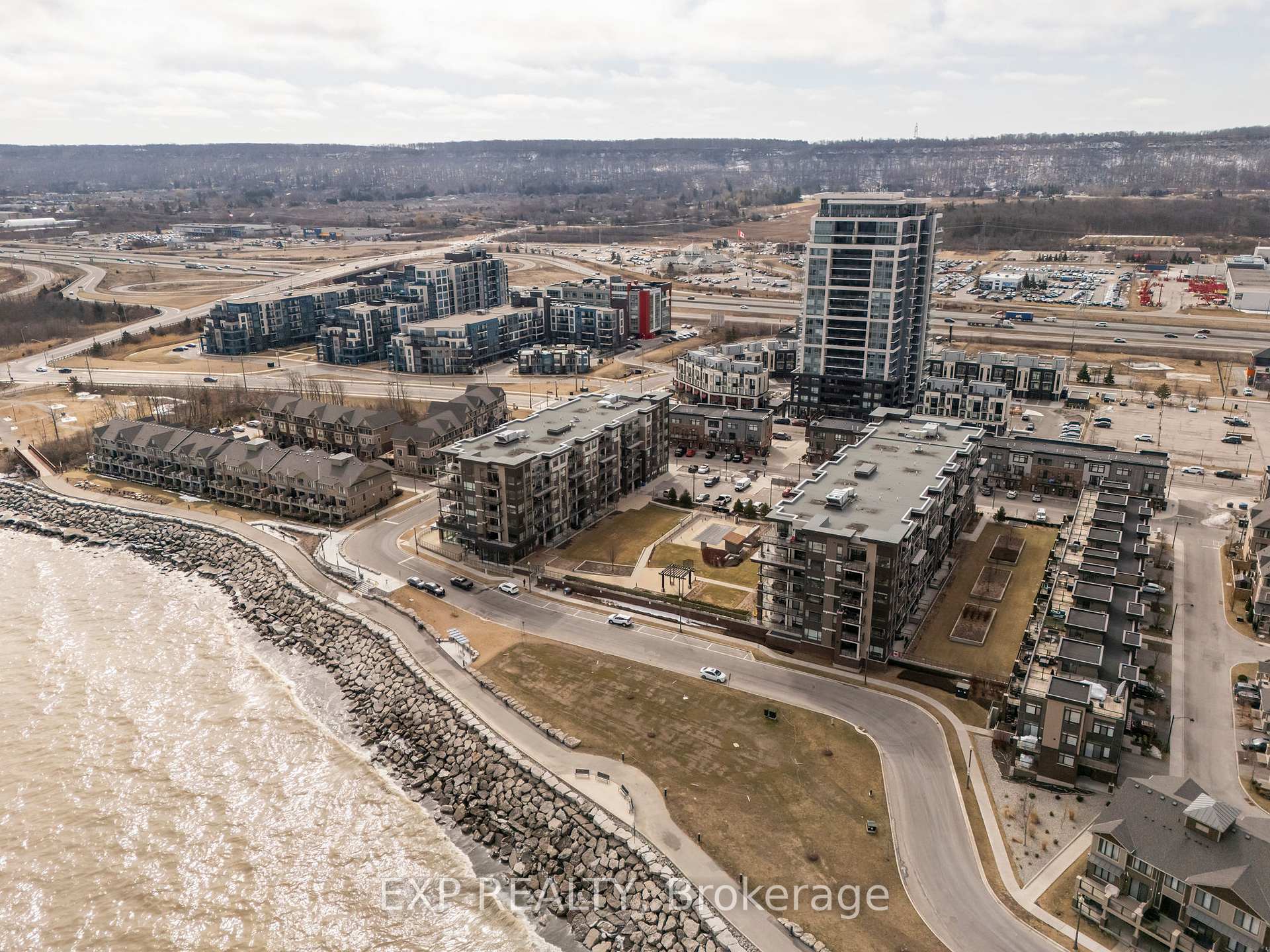 Photo 5 of Unit 217, 40 Esplanade Lane, Grimsby, Grimsby Beach — HOMEH