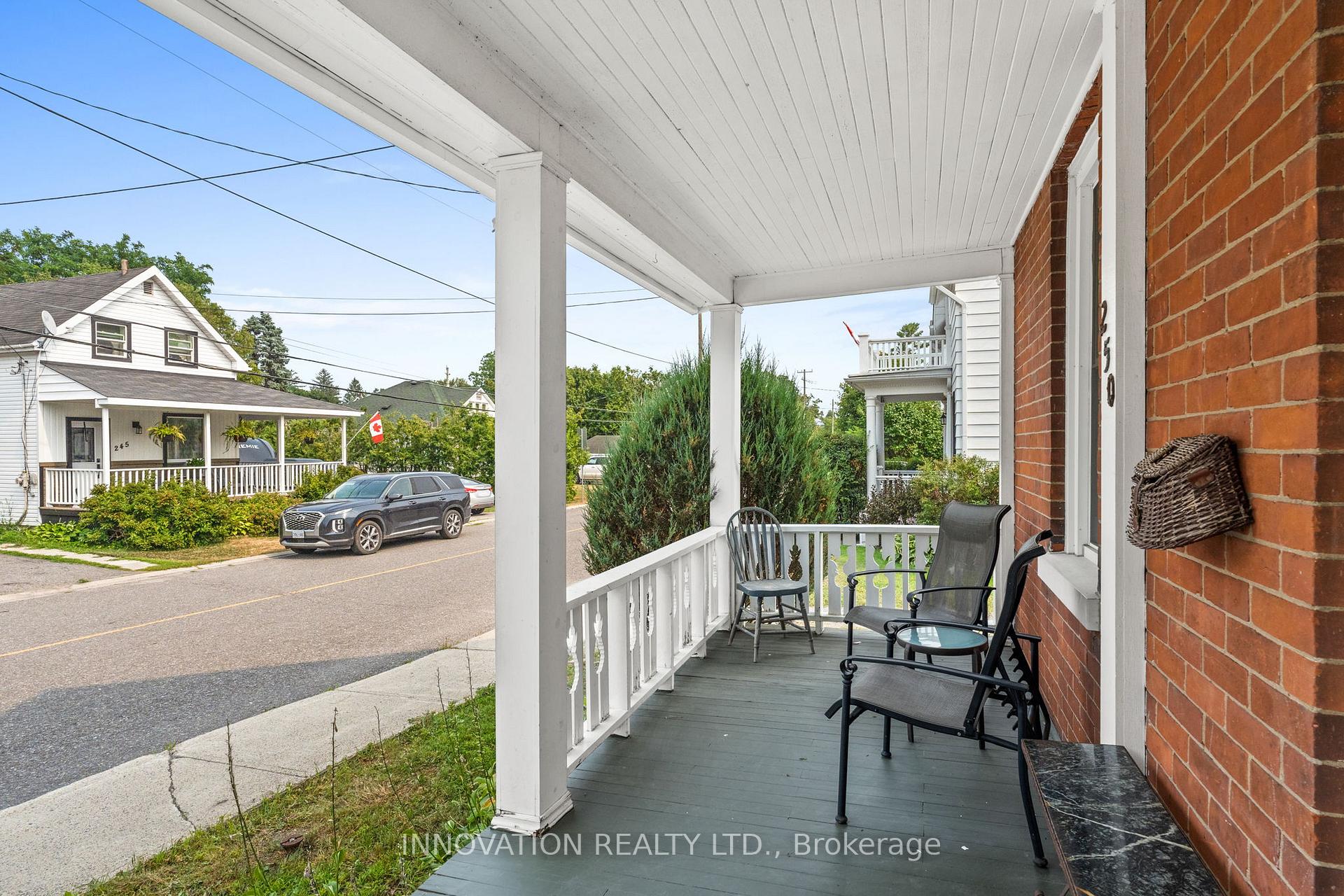 Photo 5 of 250 Joseph Street, Carleton Place — HOMEH