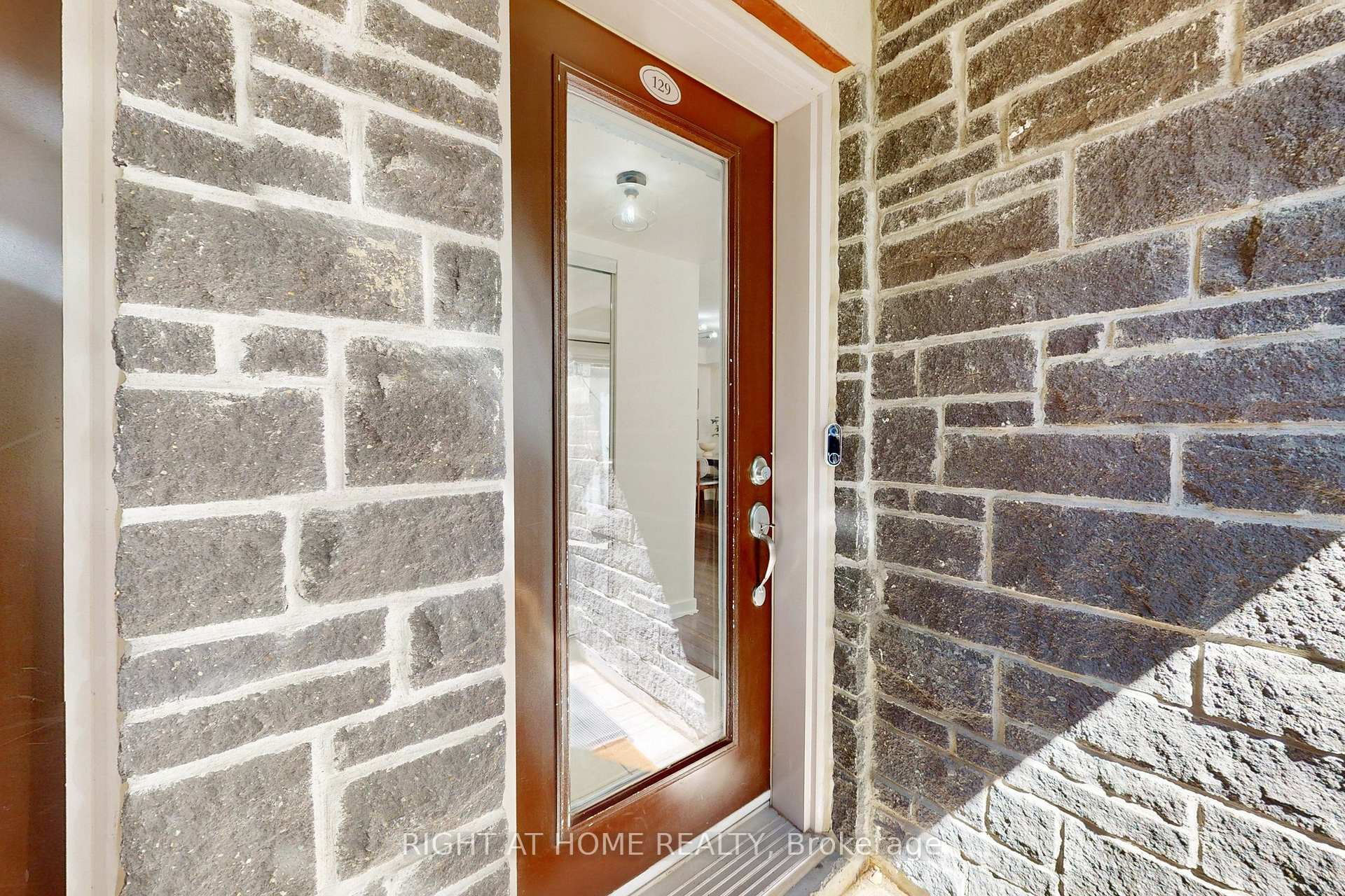 Photo 3 of Unit 129, 2 Dunsheath Way, Markham, Cornell — HOMEH