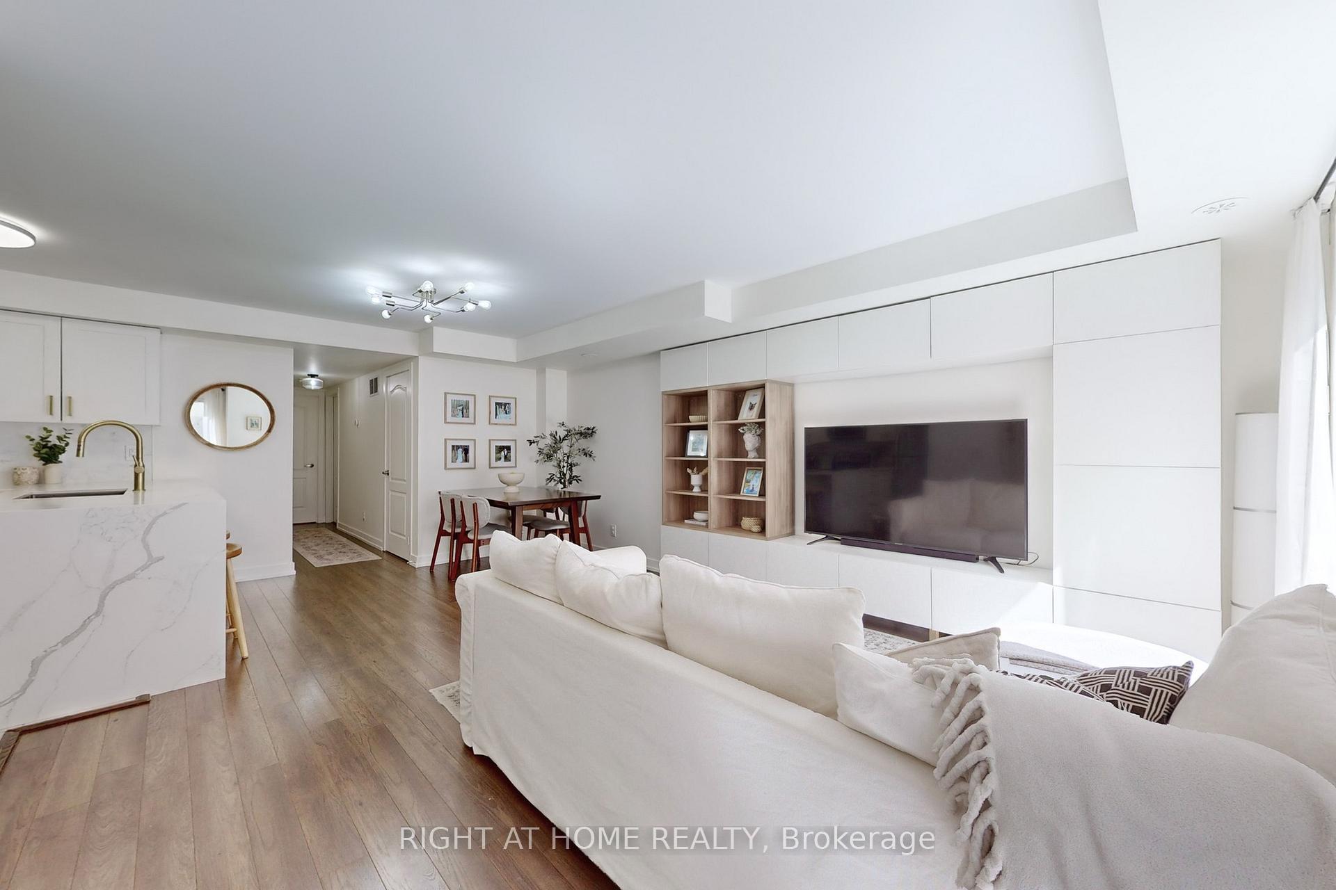 Photo 8 of Unit 129, 2 Dunsheath Way, Markham, Cornell — HOMEH