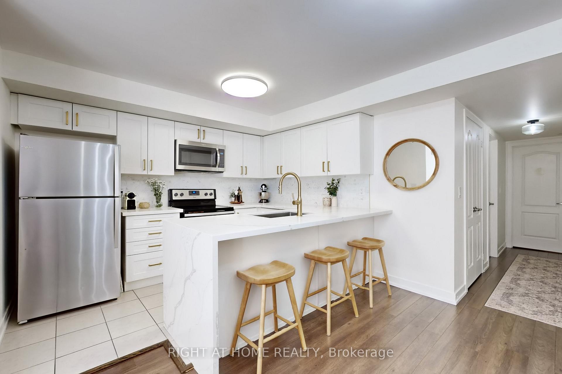 Photo 11 of Unit 129, 2 Dunsheath Way, Markham, Cornell — HOMEH