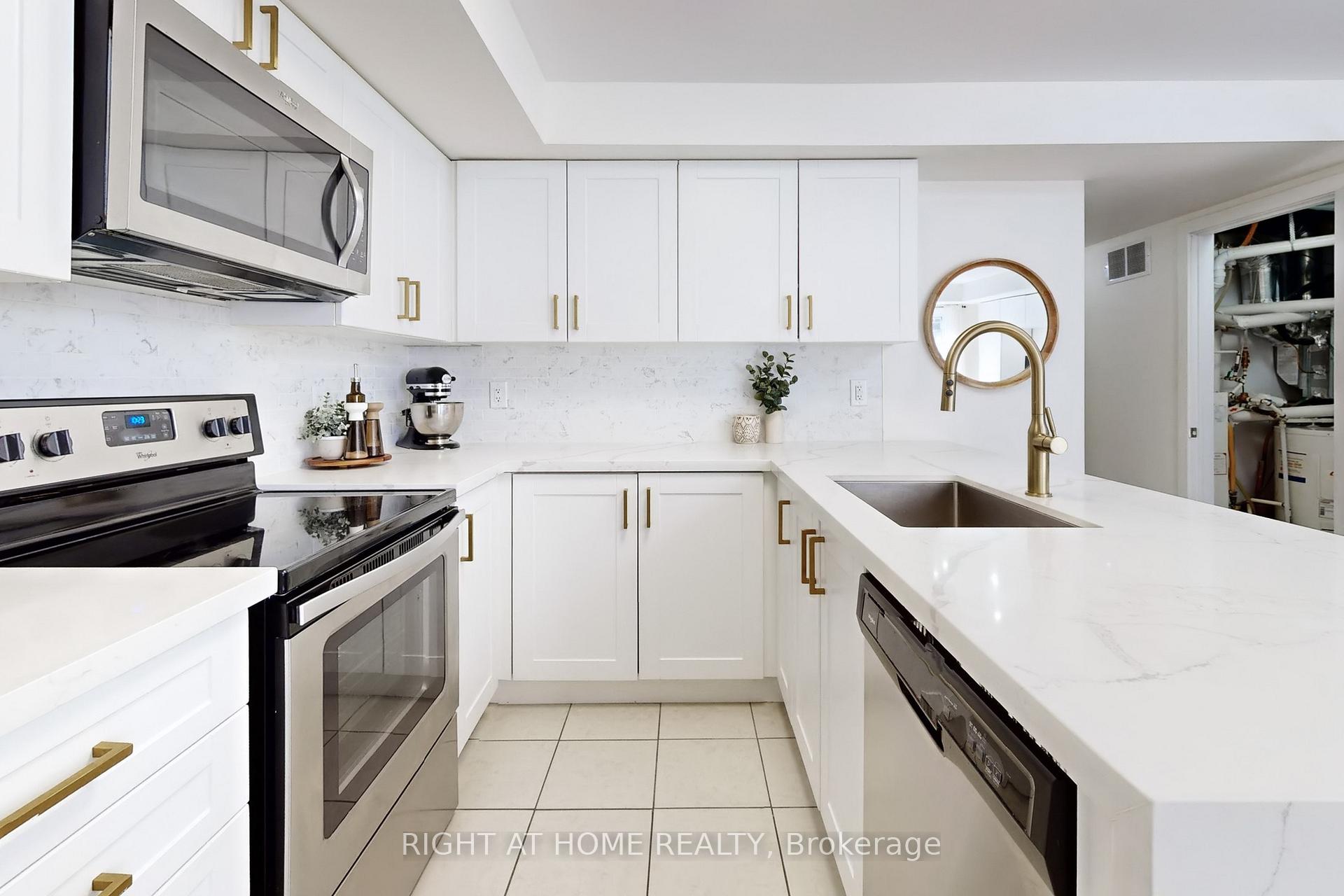 Photo 14 of Unit 129, 2 Dunsheath Way, Markham, Cornell — HOMEH
