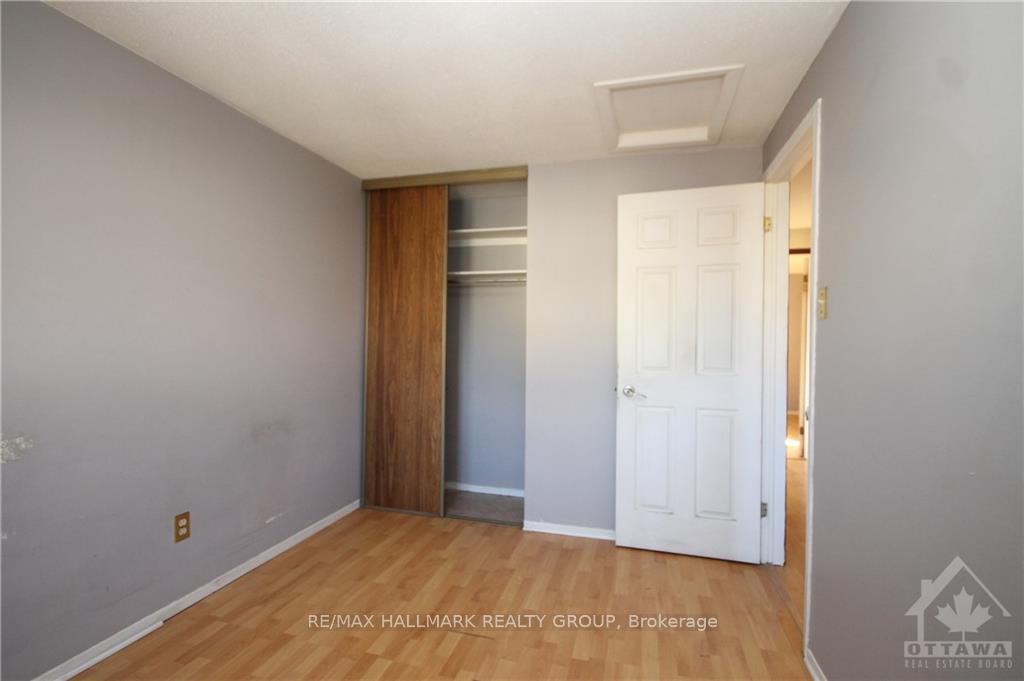 Photo 8 of 1659 Nordic Way, Ottawa, Pineview — HOMEH