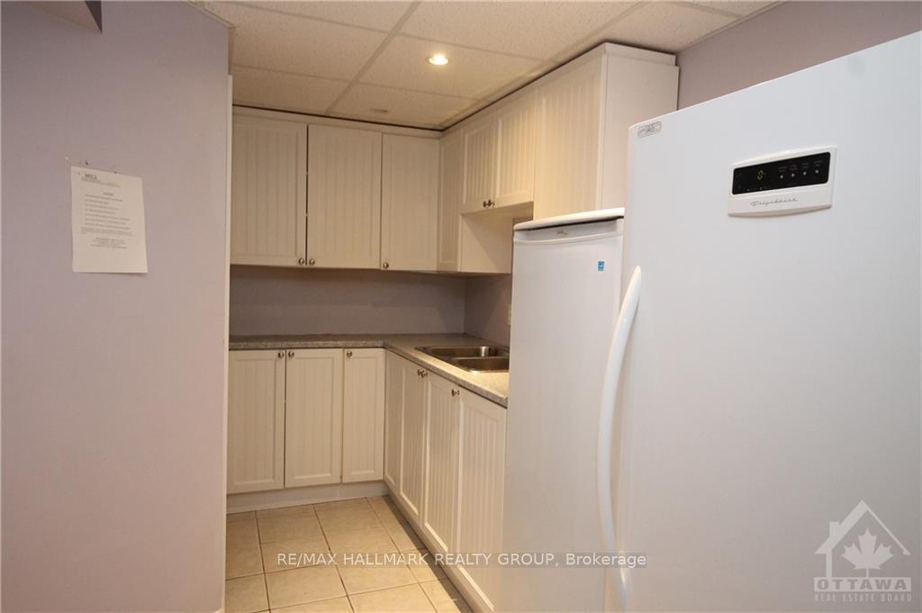 Photo 17 of 1659 Nordic Way, Ottawa, Pineview — HOMEH