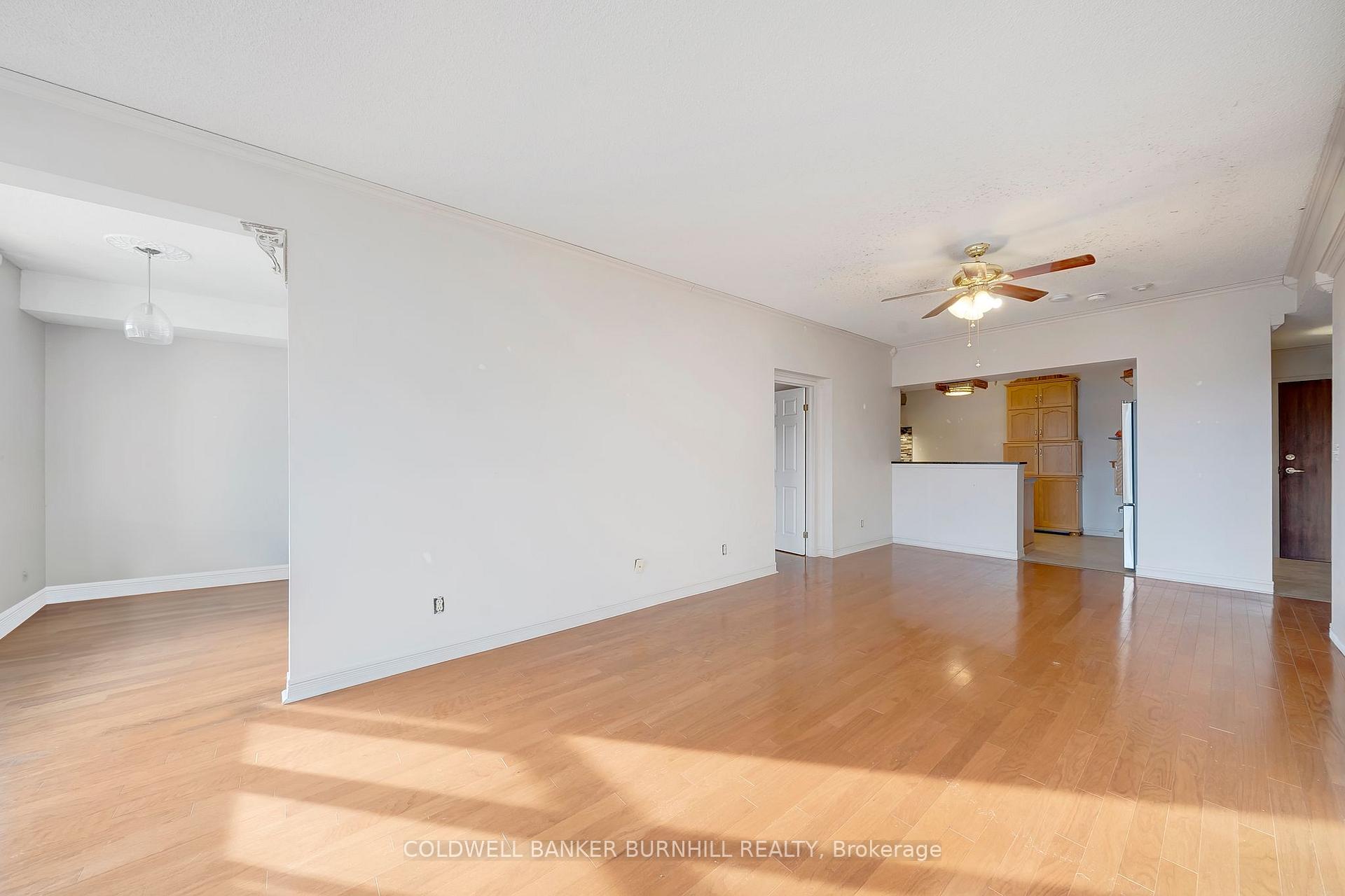 Photo 8 of Unit 112, 495 Highway 8, Hamilton, Stoney Creek — HOMEH