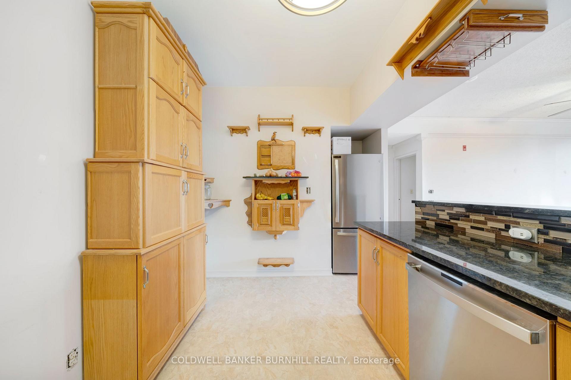 Photo 14 of Unit 112, 495 Highway 8, Hamilton, Stoney Creek — HOMEH