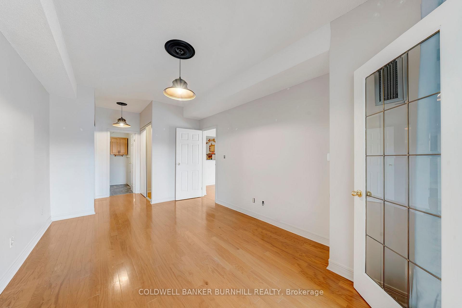 Photo 18 of Unit 112, 495 Highway 8, Hamilton, Stoney Creek — HOMEH