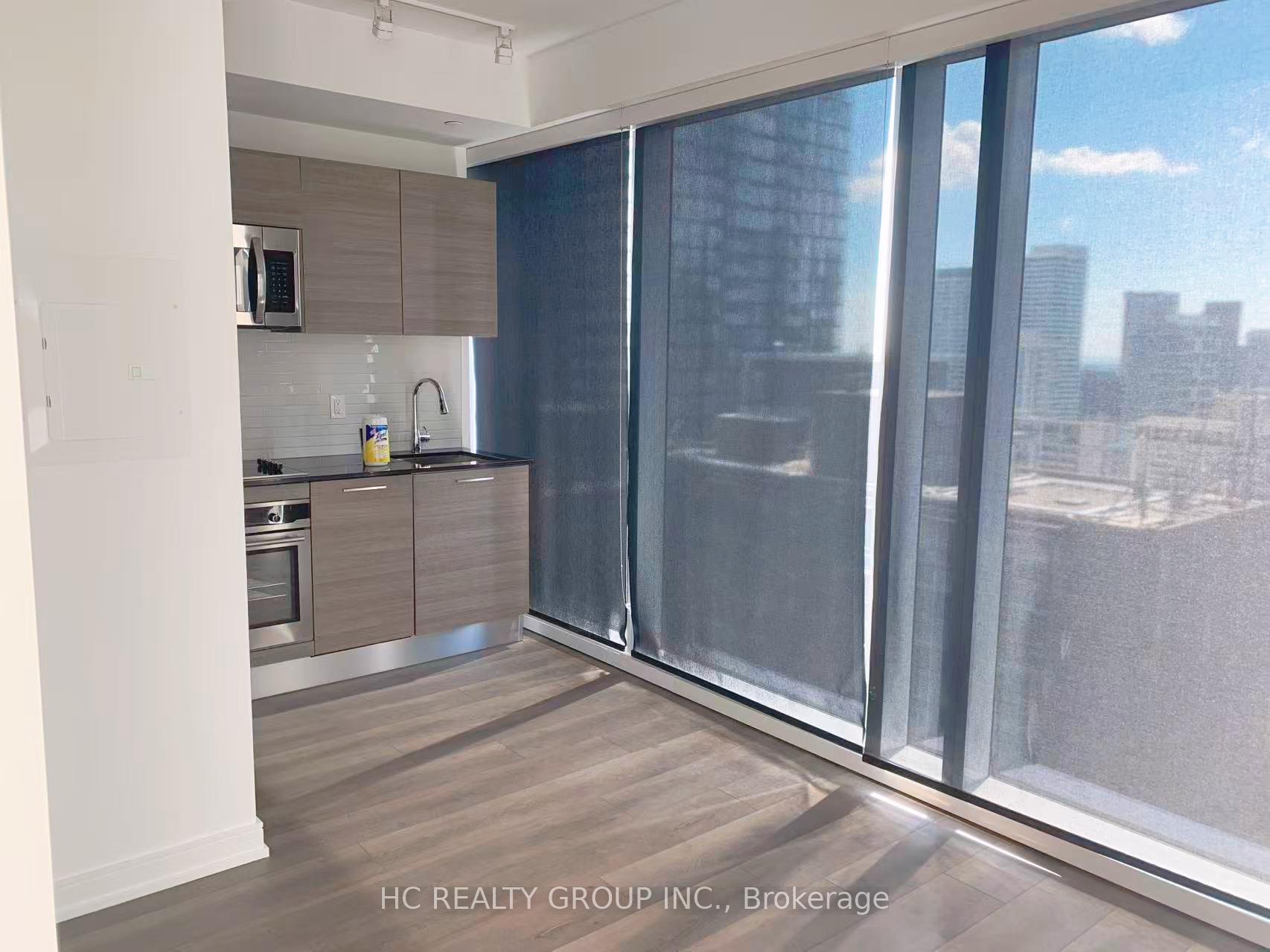 Photo 4 of Unit 2608, 3 Gloucester Street, Toronto, Church-Yonge Corridor — HOMEH