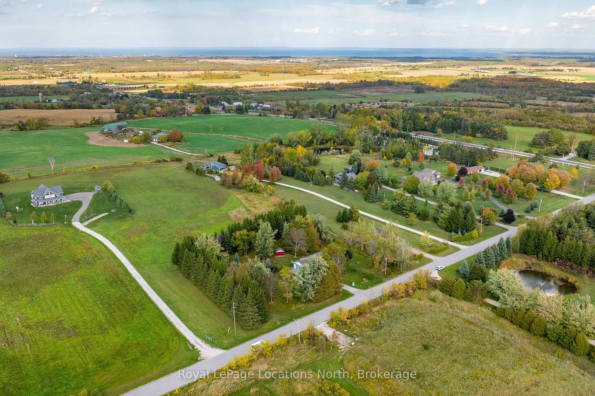 Photo 38 of 14 Sydenham Trail W, Clearview, Rural Clearview — HOMEH