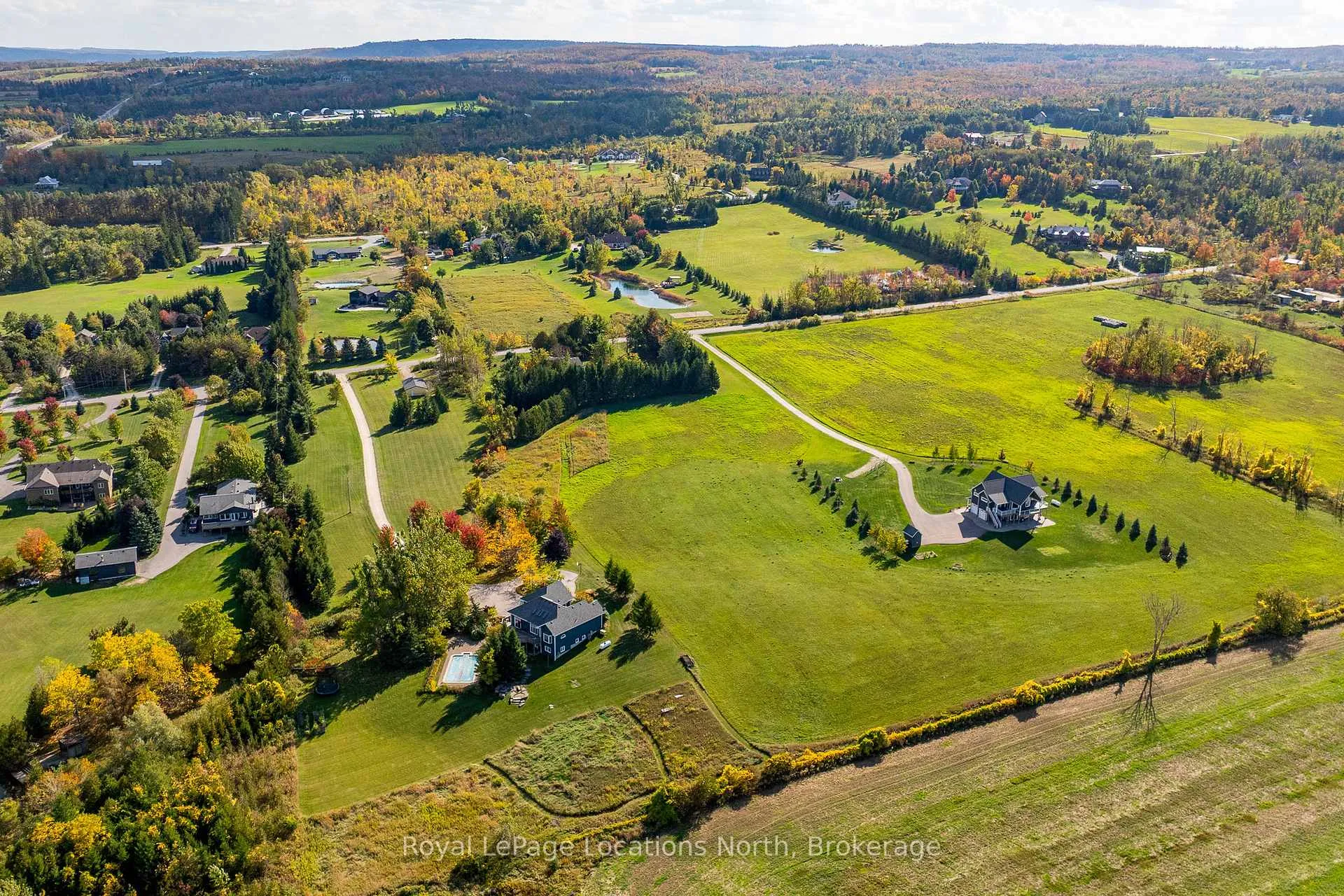 Photo 41 of 14 Sydenham Trail W, Clearview, Rural Clearview — HOMEH