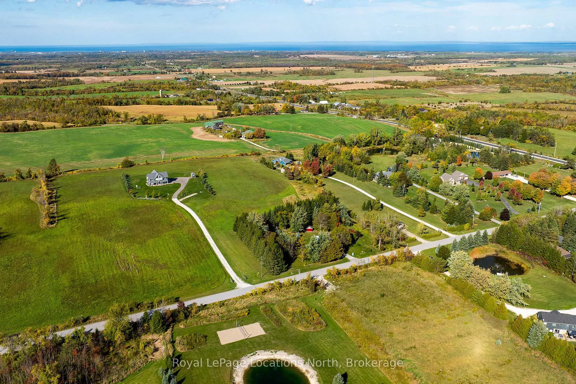 Photo 42 of 14 Sydenham Trail W, Clearview, Rural Clearview — HOMEH