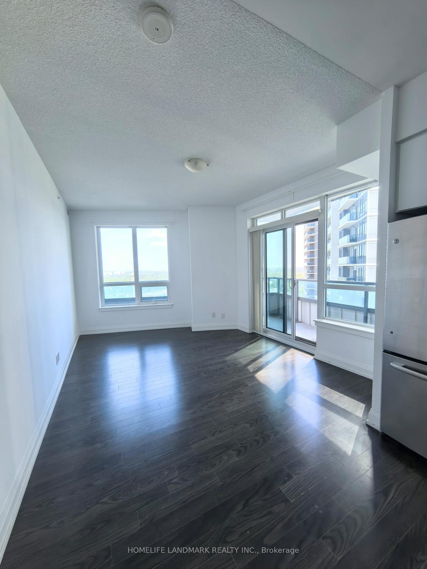 Photo 7 of Unit 1101, 7171 Yonge Street, Markham, Grandview — HOMEH