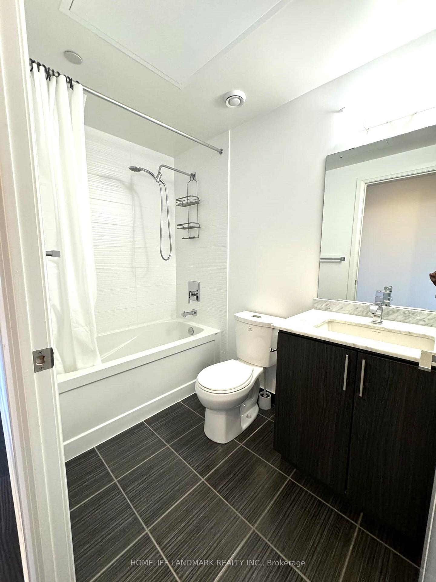 Photo 12 of Unit 1101, 7171 Yonge Street, Markham, Grandview — HOMEH