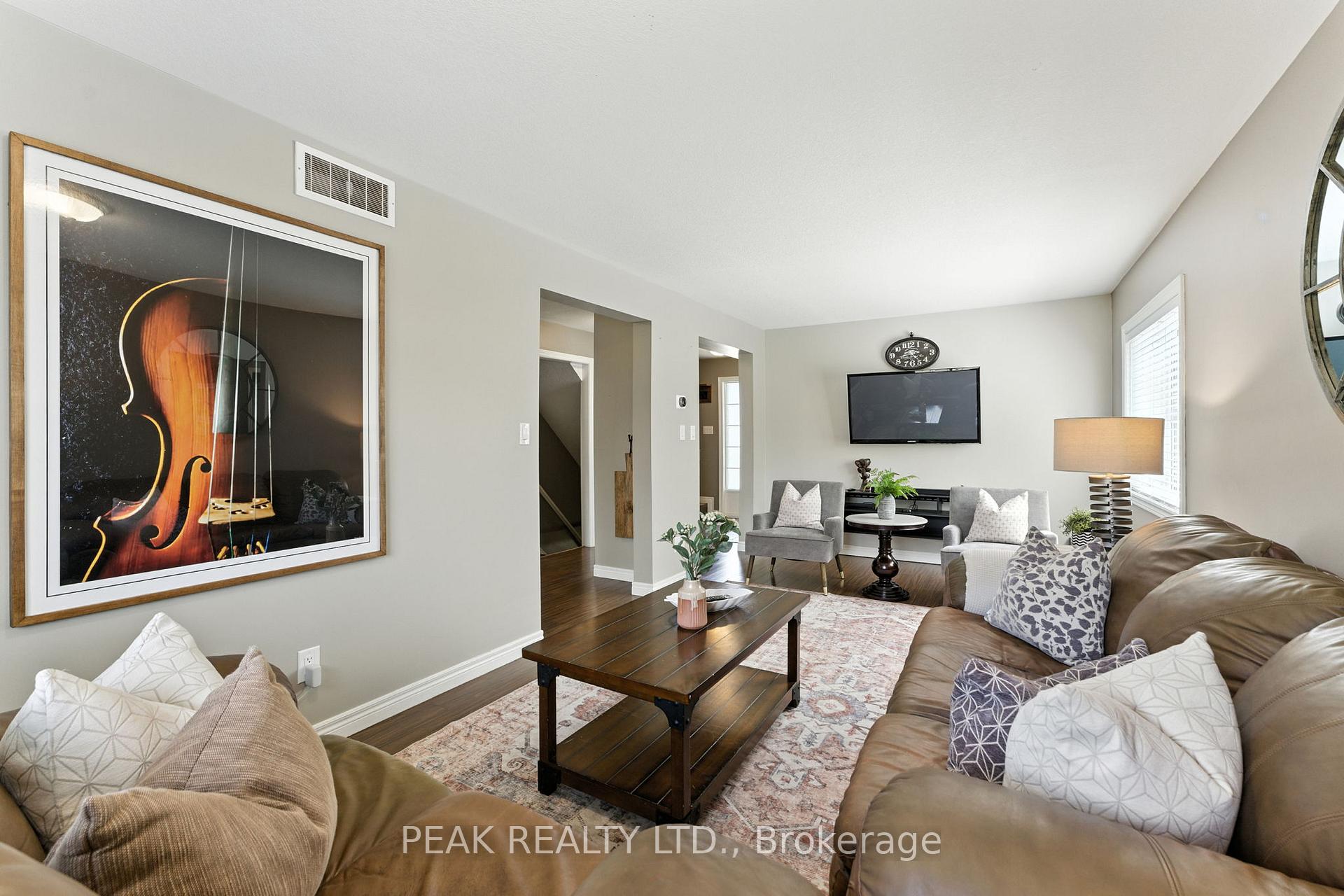 Photo 8 of 11 Macpherson Drive, Brant, Paris — HOMEH