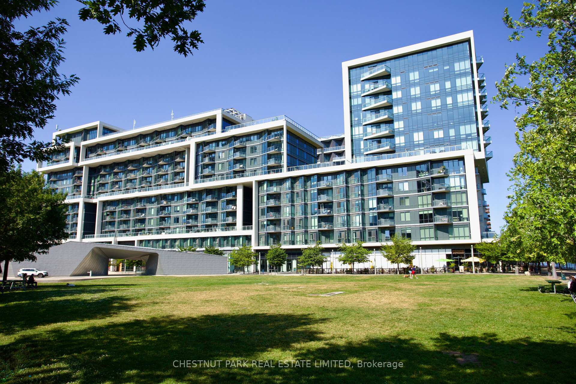 Photo 2 of Unit 923, 55 Merchants' Wharf, Toronto, Waterfront Communities — HOMEH