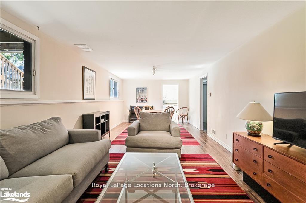 Photo 13 of 252 Third Street, Collingwood — HOMEH