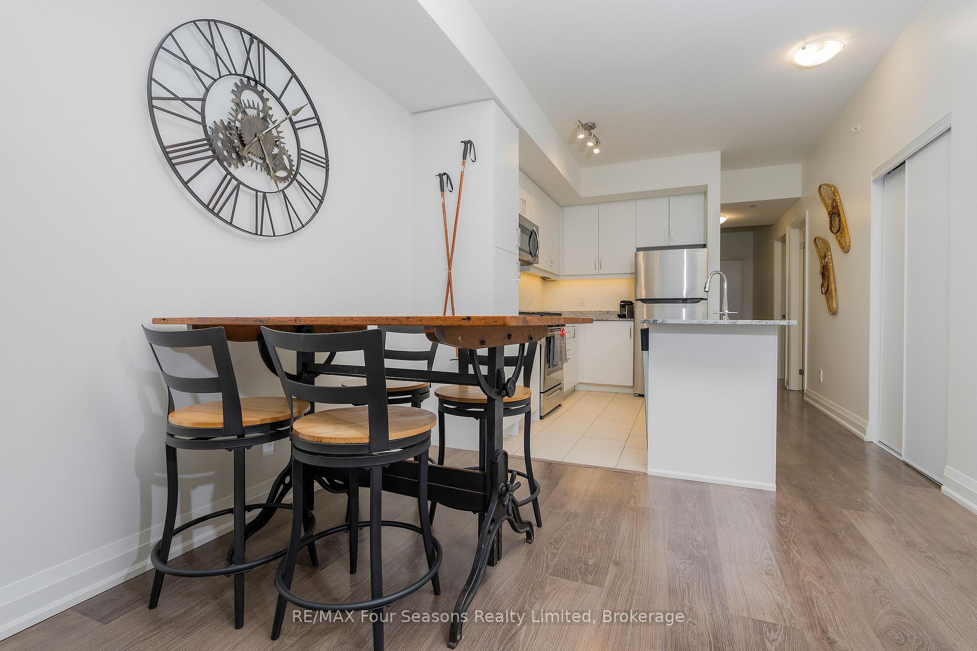 Photo 11 of Unit 403, 17 Spooner Crescent, Collingwood — HOMEH