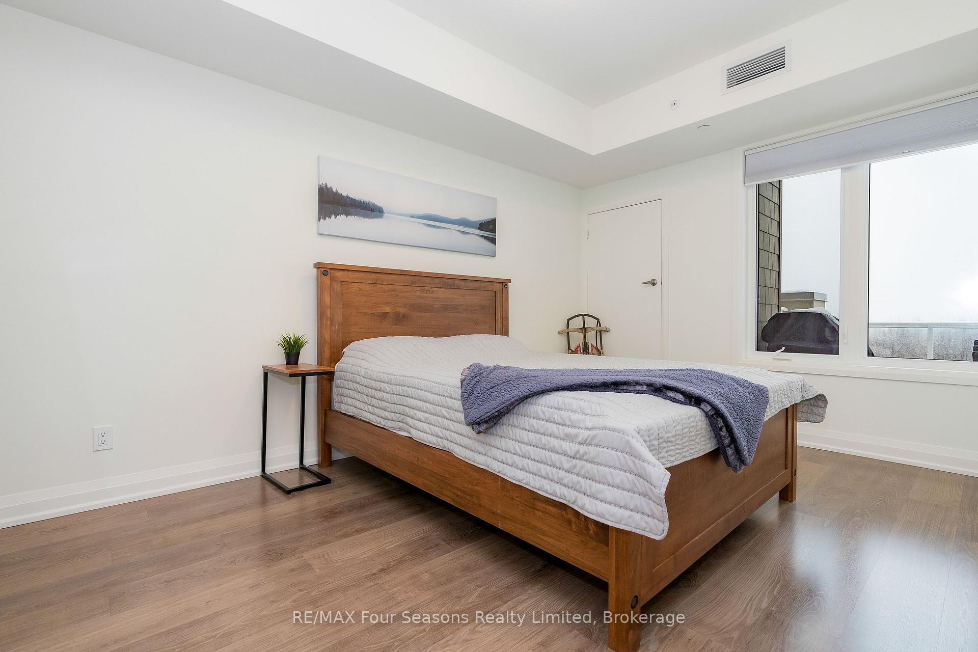 Photo 12 of Unit 403, 17 Spooner Crescent, Collingwood — HOMEH