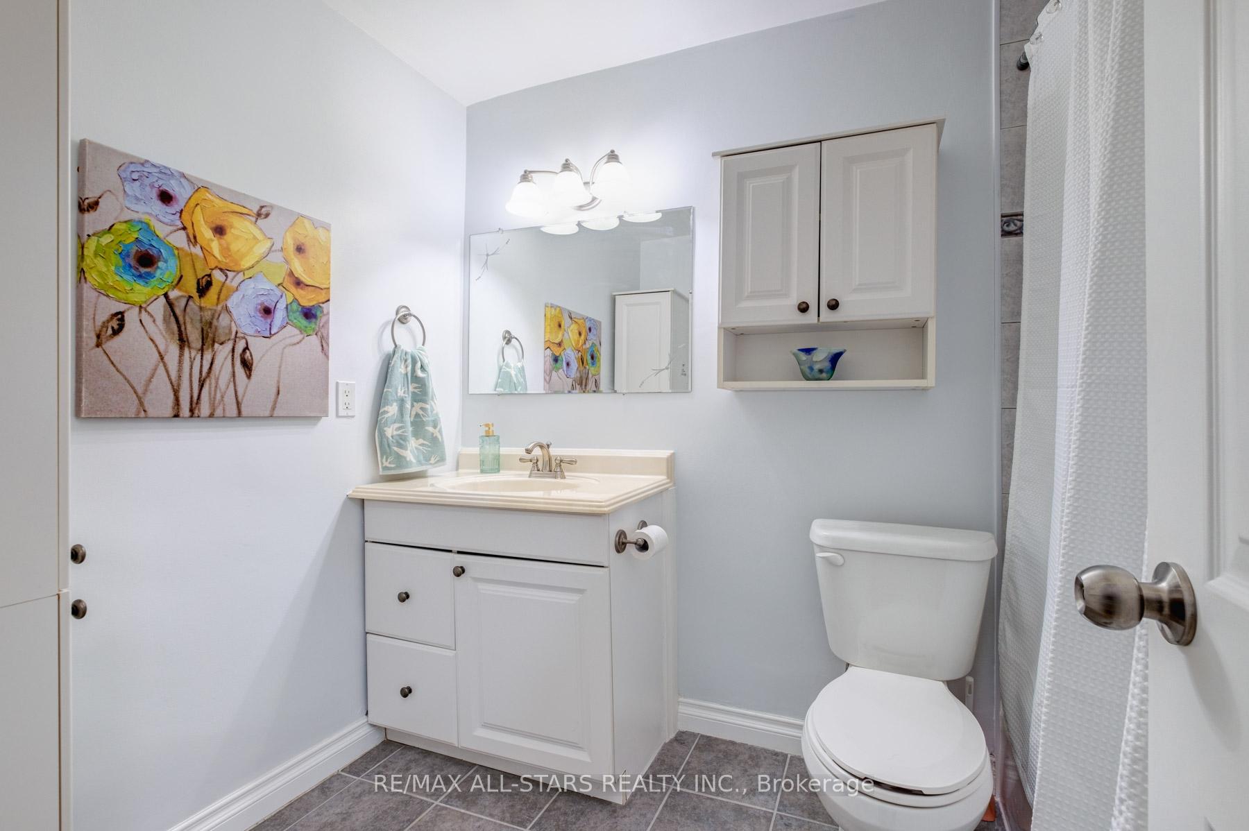 Photo 16 of Unit 124, 16A Elgin Street N, Markham, Thornhill — HOMEH