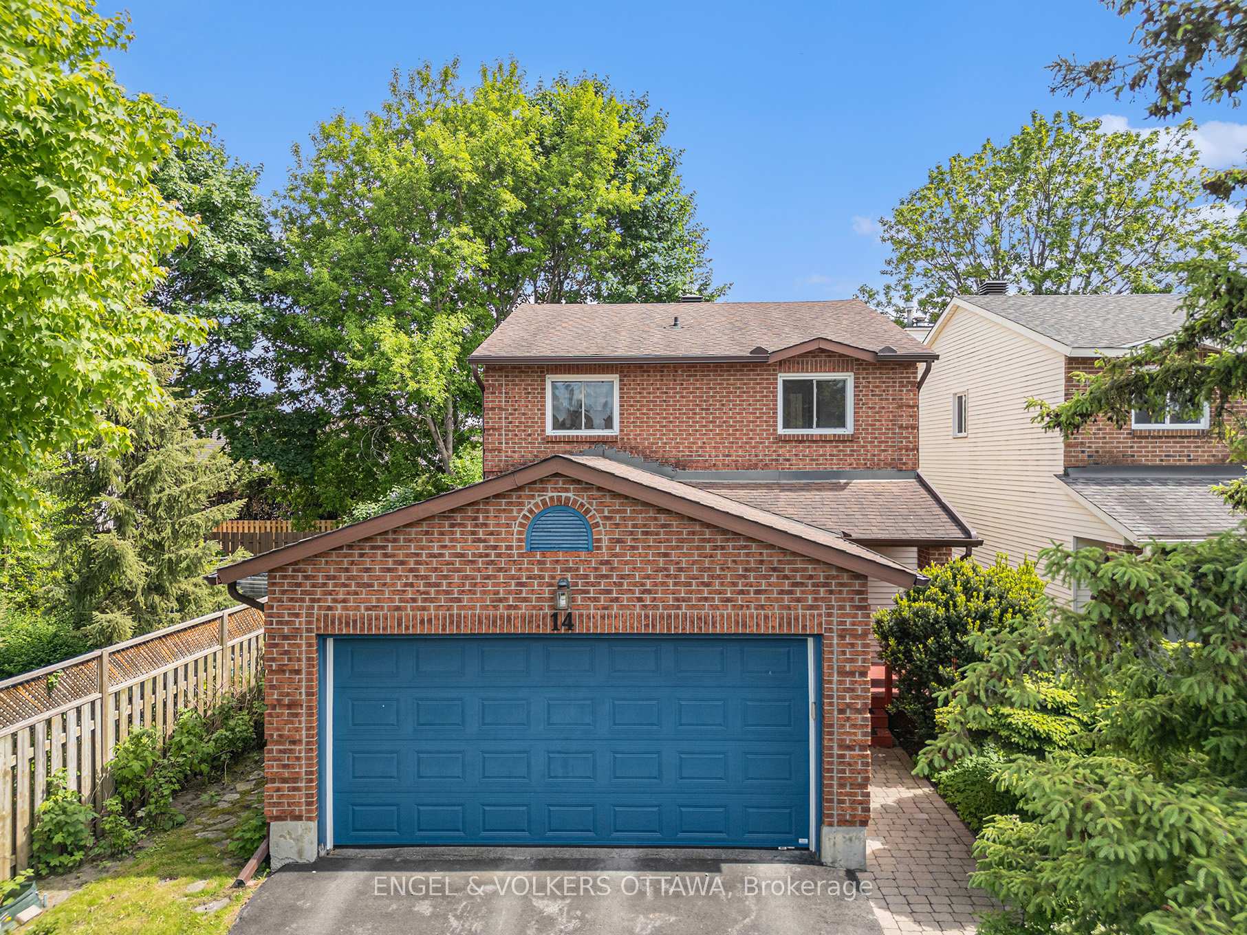 Photo 1 of 14 Farm Gate Crescent, Ottawa, Borden Farm/Stewart Farm/Carleton Heights/Parkwood Hills — HOMEH