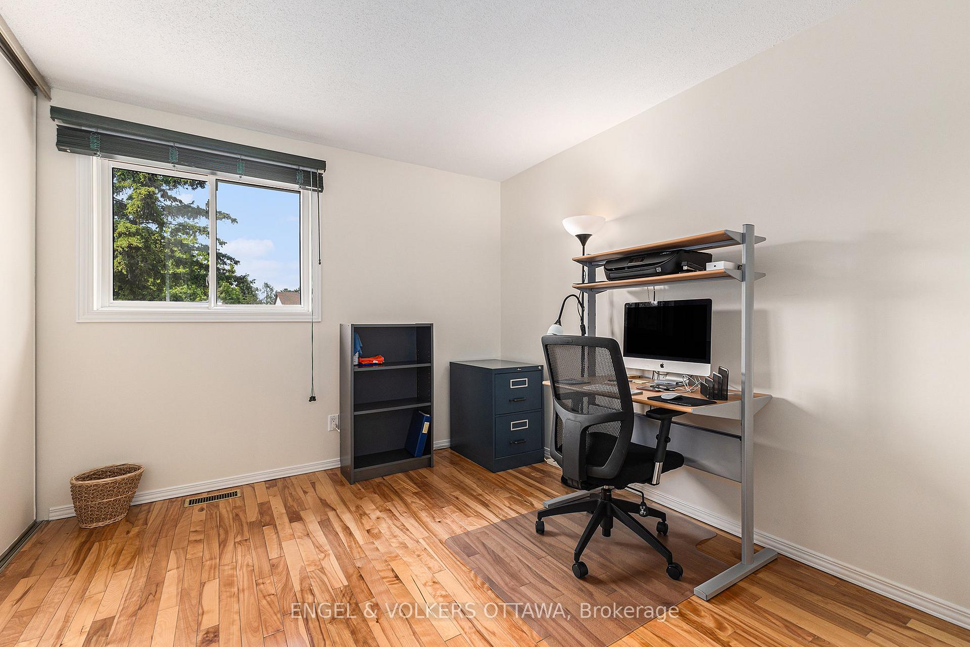Photo 21 of 14 Farm Gate Crescent, Ottawa, Borden Farm/Stewart Farm/Carleton Heights/Parkwood Hills — HOMEH