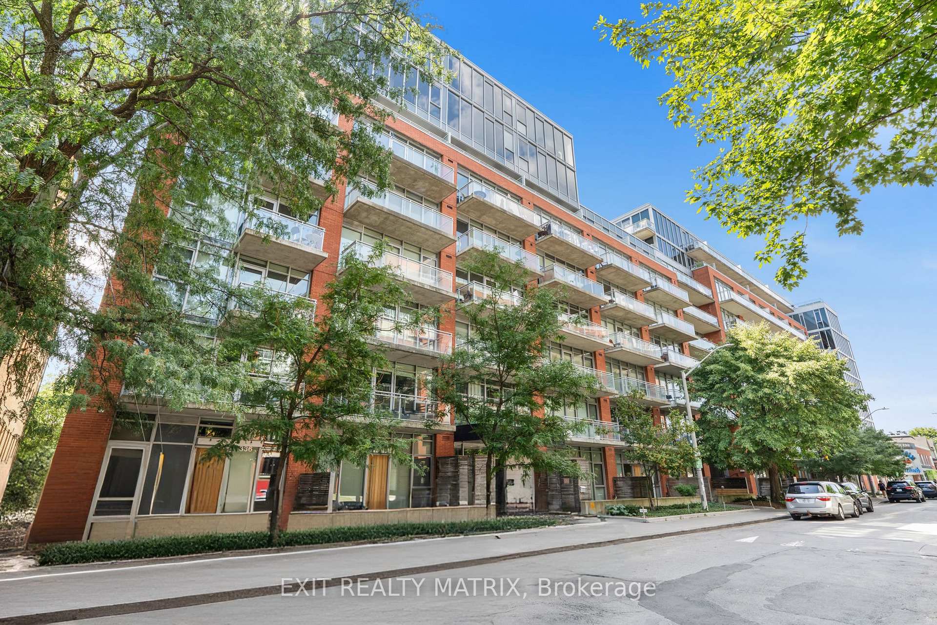 Front of Unit 749, 340 Mcleod Street