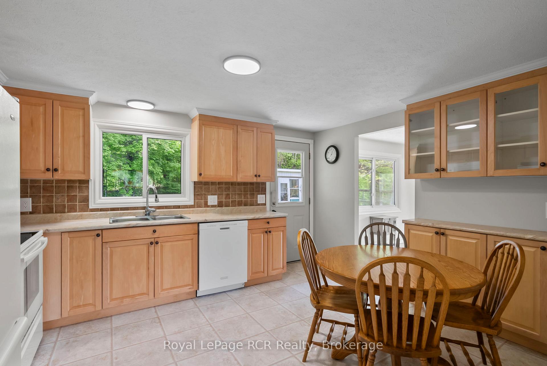 Photo 16 of 2455 Highway 9, Brockton — HOMEH