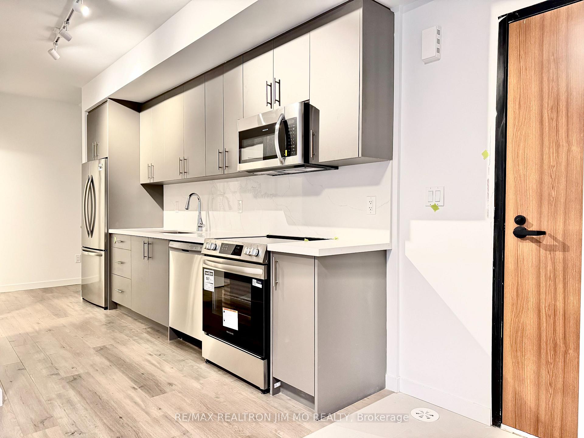 Photo 5 of Unit 4, 113 Marydale Street, Markham, Middlefield — HOMEH