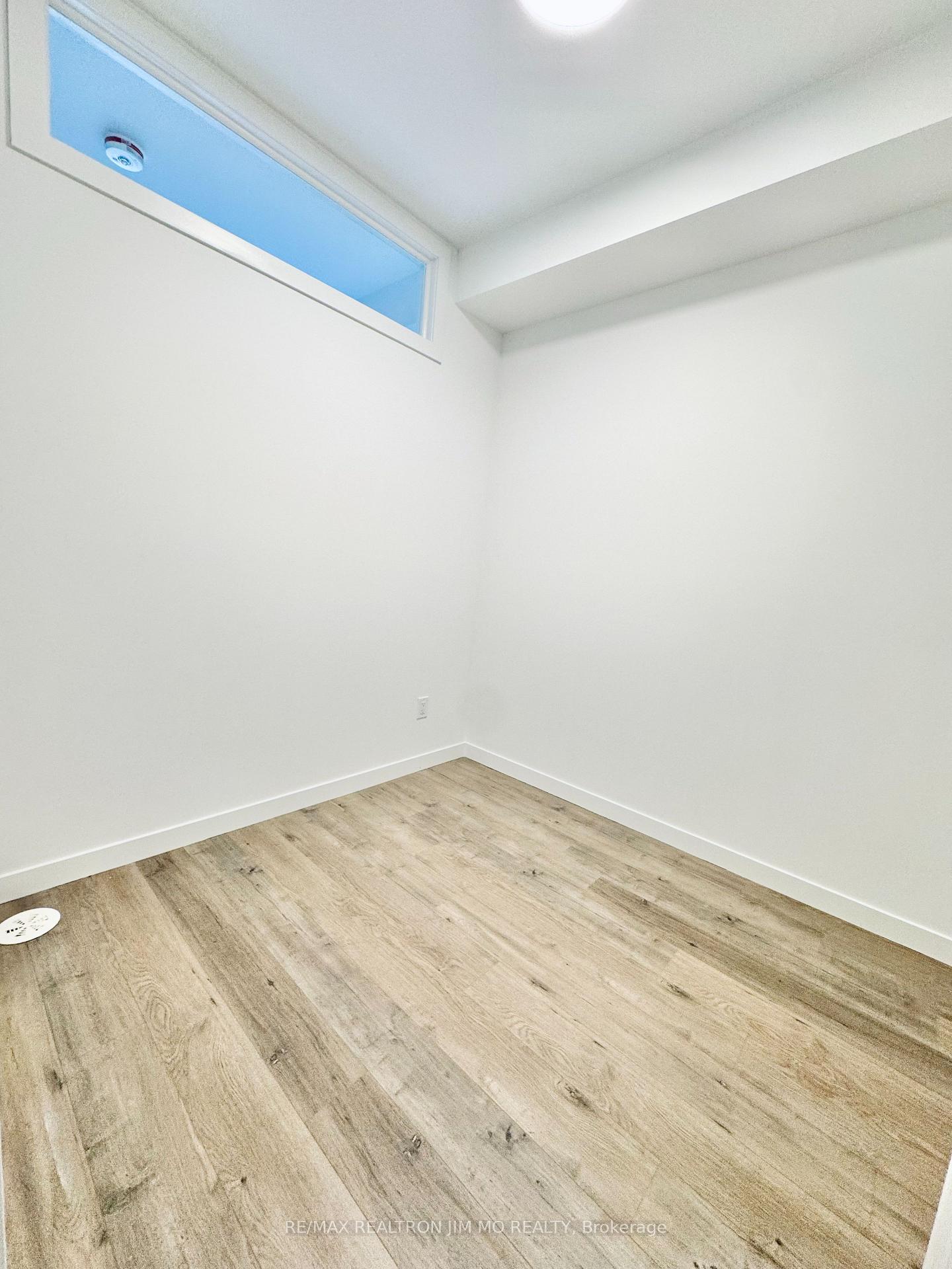 Photo 8 of Unit 4, 113 Marydale Street, Markham, Middlefield — HOMEH