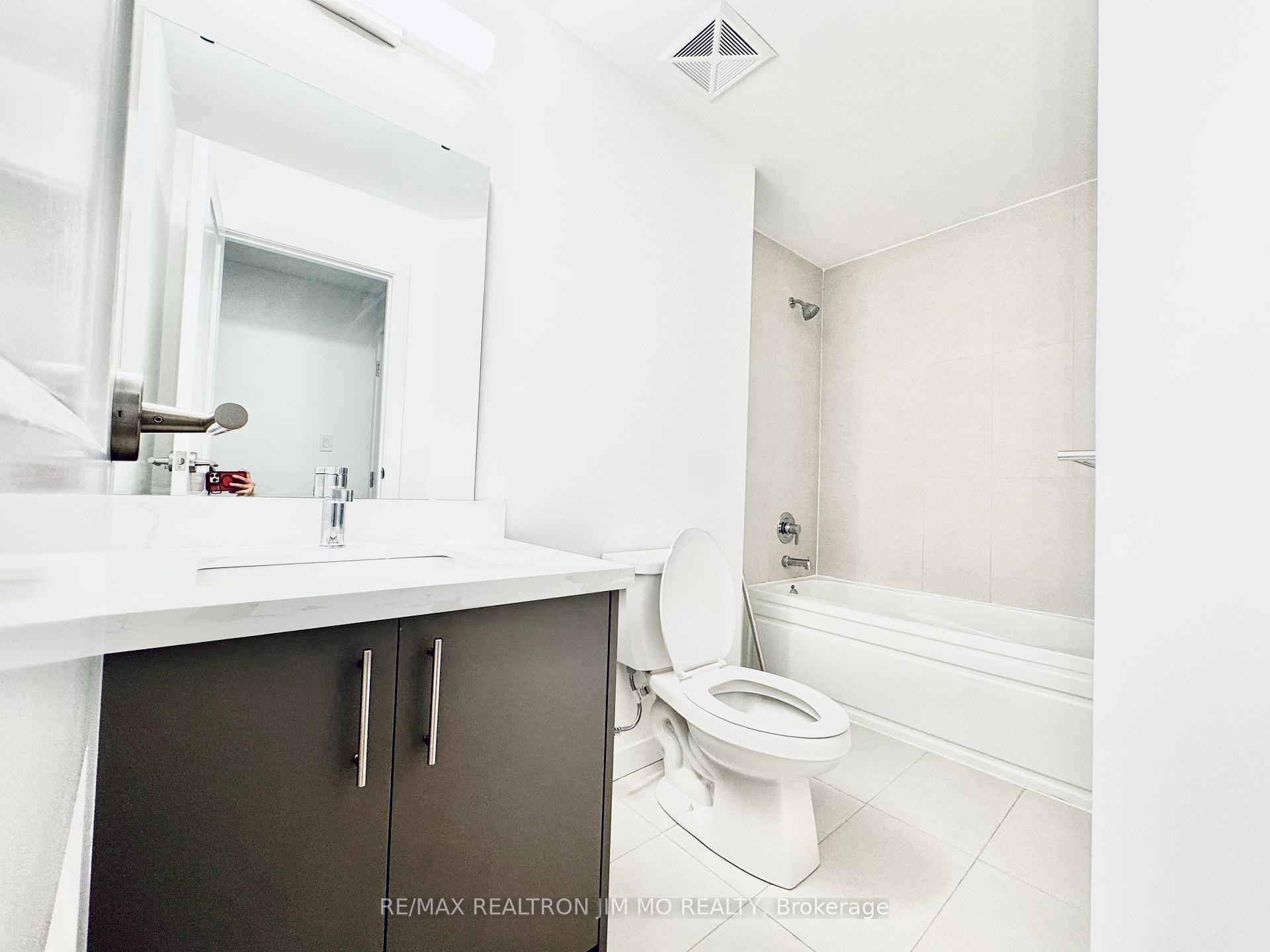 Photo 13 of Unit 4, 113 Marydale Street, Markham, Middlefield — HOMEH