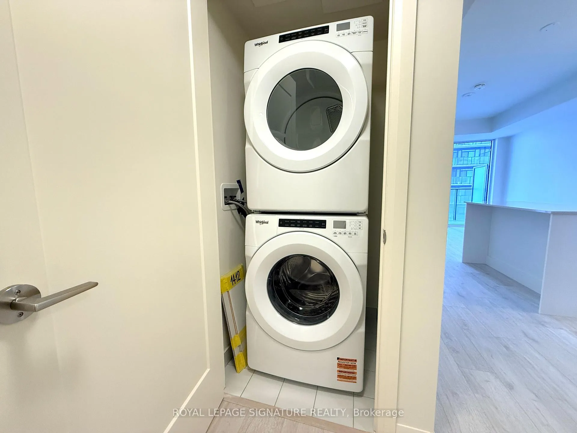Photo 2 of Unit 1412, 27 Korda Gate, Vaughan, Vellore Village — HOMEH